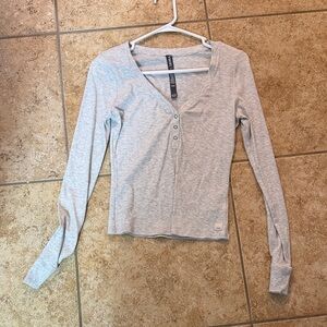 Vuori Heather Gray Long Sleeve Women's Top
